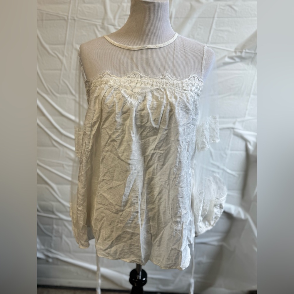 Women’s NWOT Boutique Lace Top Size Large In White‎
